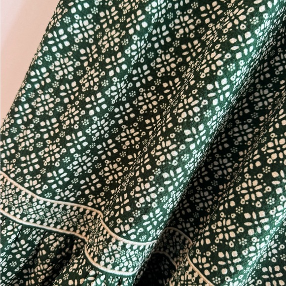 Whimsical Max Studio Green and White Maxi Patterned Dress - Picture 3 of 5